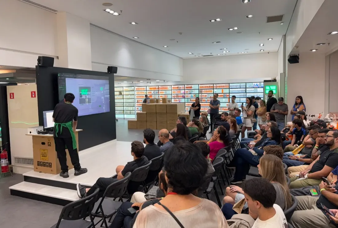 Turma do curso gratuito de impressão 3D na TueLá 3D